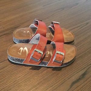 Girls sandals